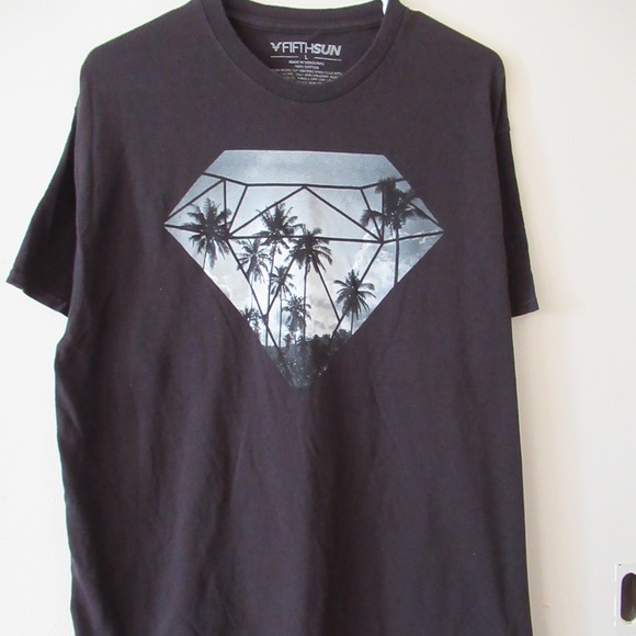 DIAMOND 💎 DESIGN MEN T-SHIRT👕 - Picture 1 of 5